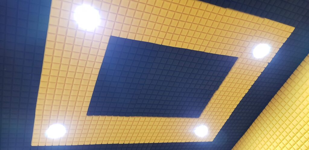 Thi Công Mút Tiêu Âm