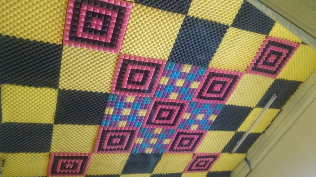 Thi Công Mút Tiêu Âm